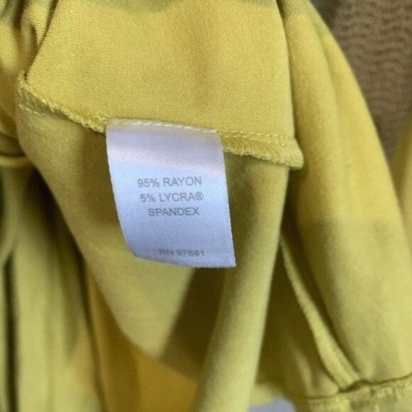 J.Jill Collection Chartreuse Green L Long Sleeve Top Sz Medium Everyday Capsule - Picture 7 of 9